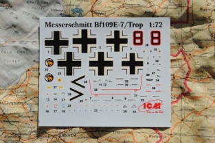 ICM72133 Messerschmitt Bf109E-7/Trop